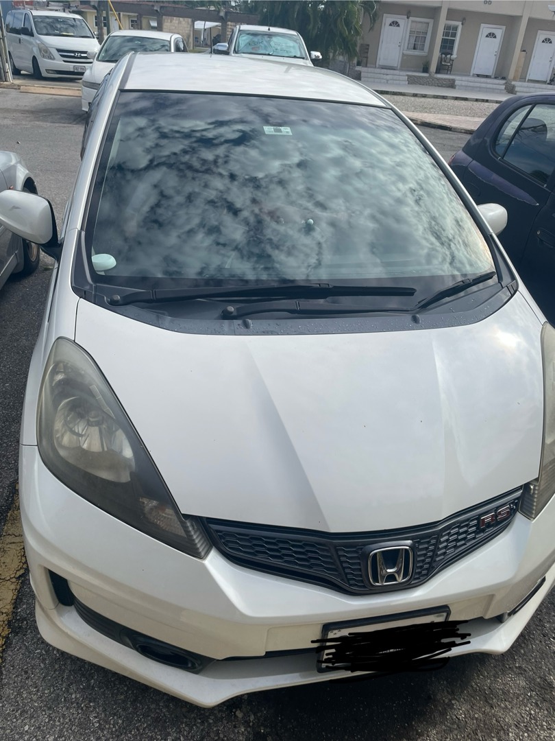 Honda Fit RS Ecay