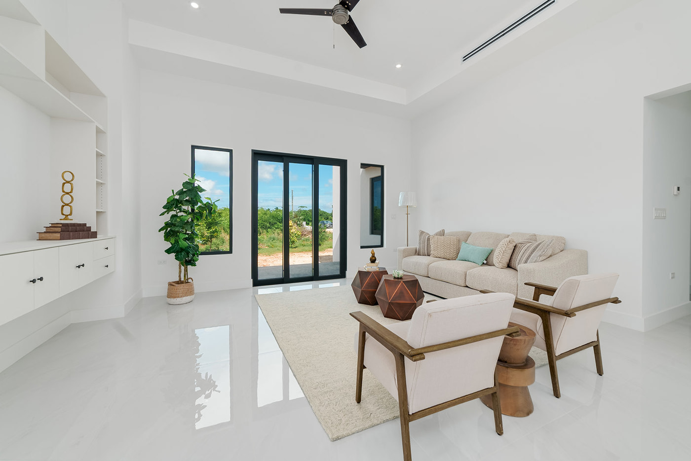 Organic Console Tree Design CENTURY 21 | BRAND NEW, MODERN SINGLE FAMILY HOME - ecay