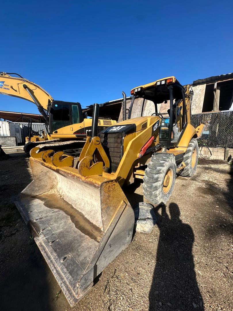 420F Caterpillar Backhoe - ecay