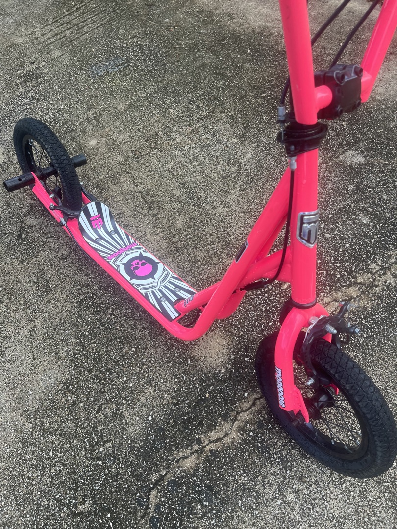 Pink best sale mongoose scooter