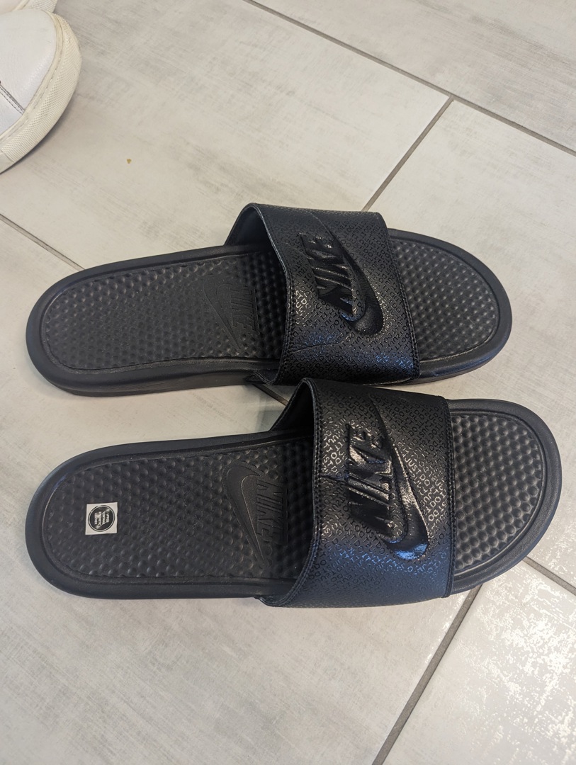 mens nike slides size 13