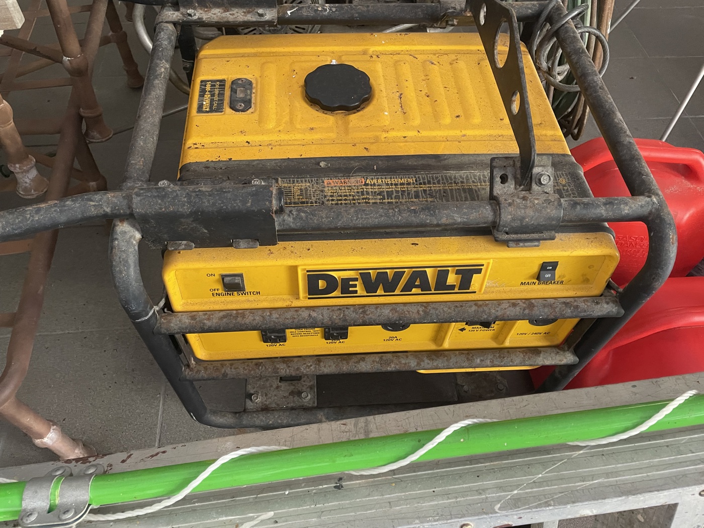 DeWalt Generator Honda Gas Engine ecay