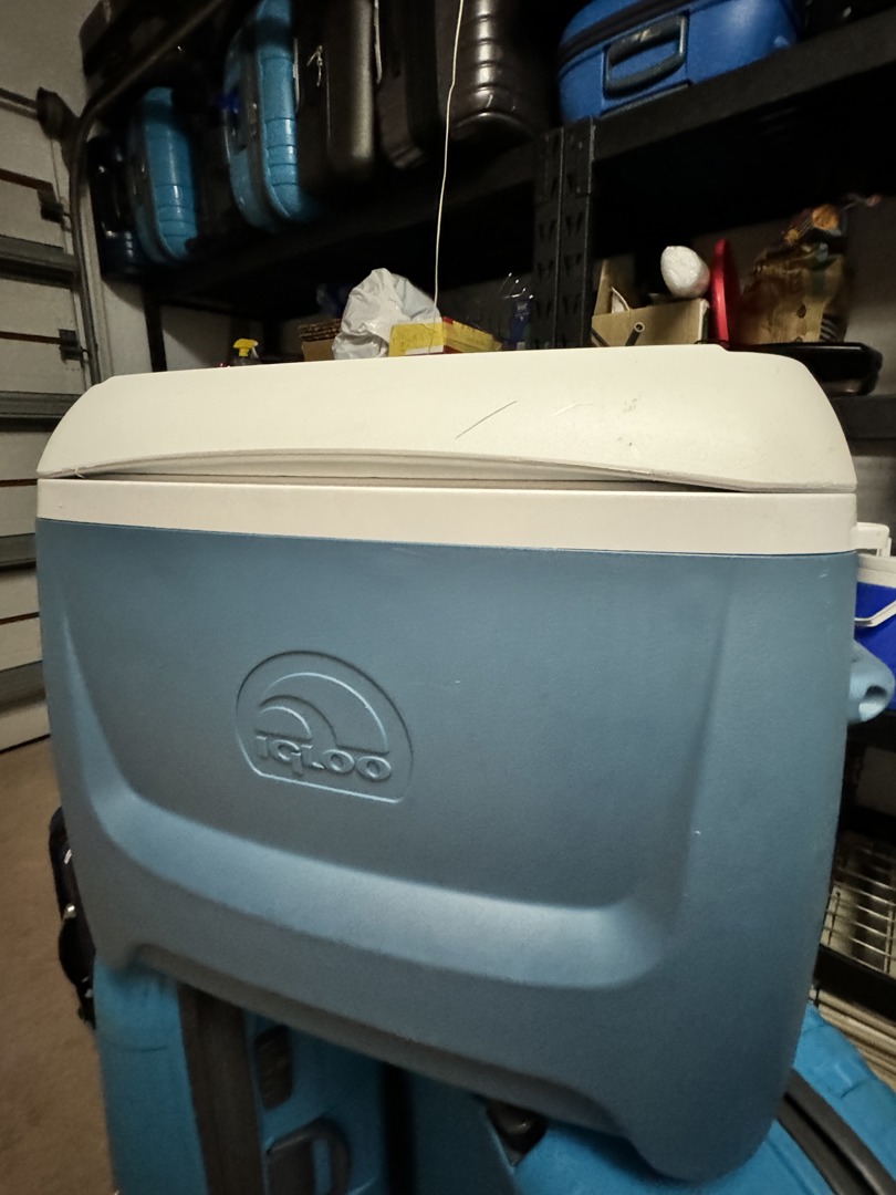 Extra large best sale igloo cooler