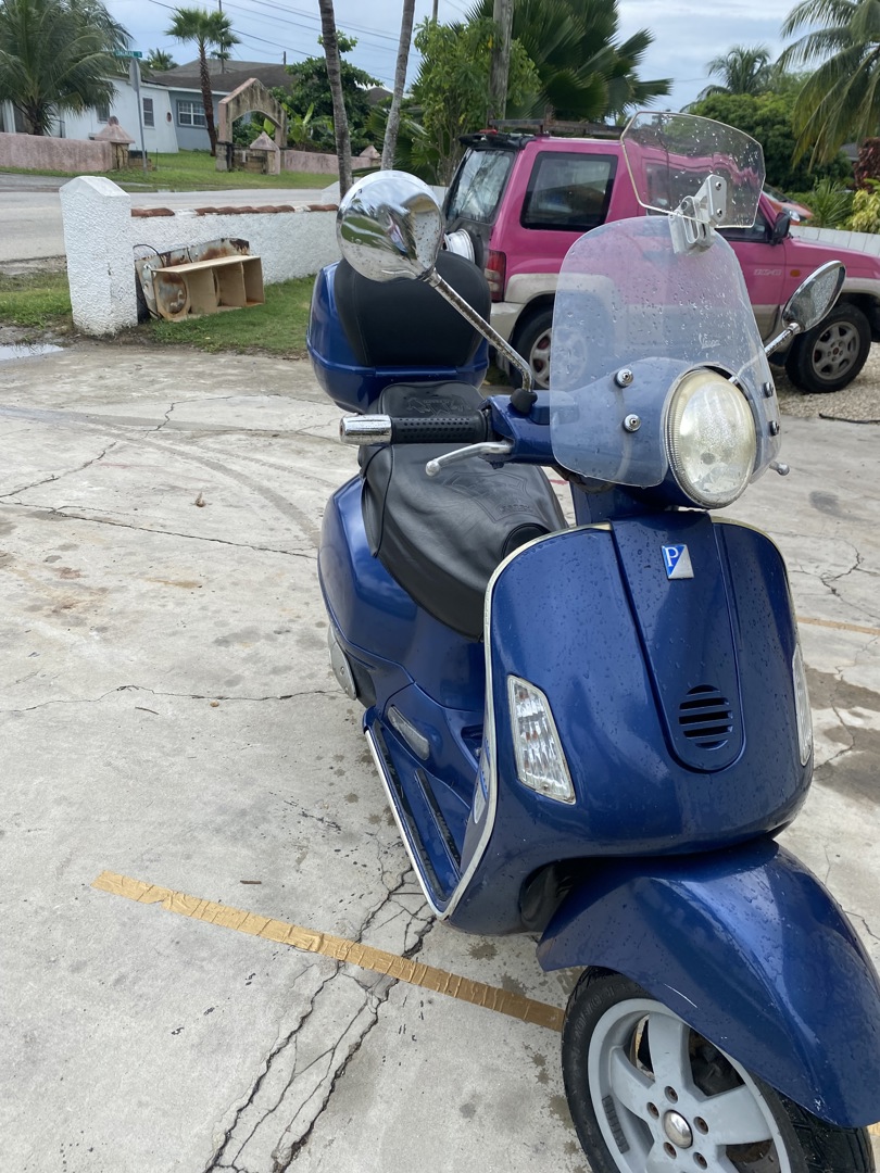 Vespa 250cc sales