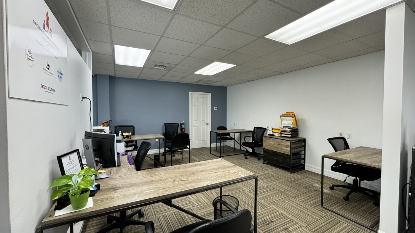 Private OR Shared Office Space on Waterfront - ecay