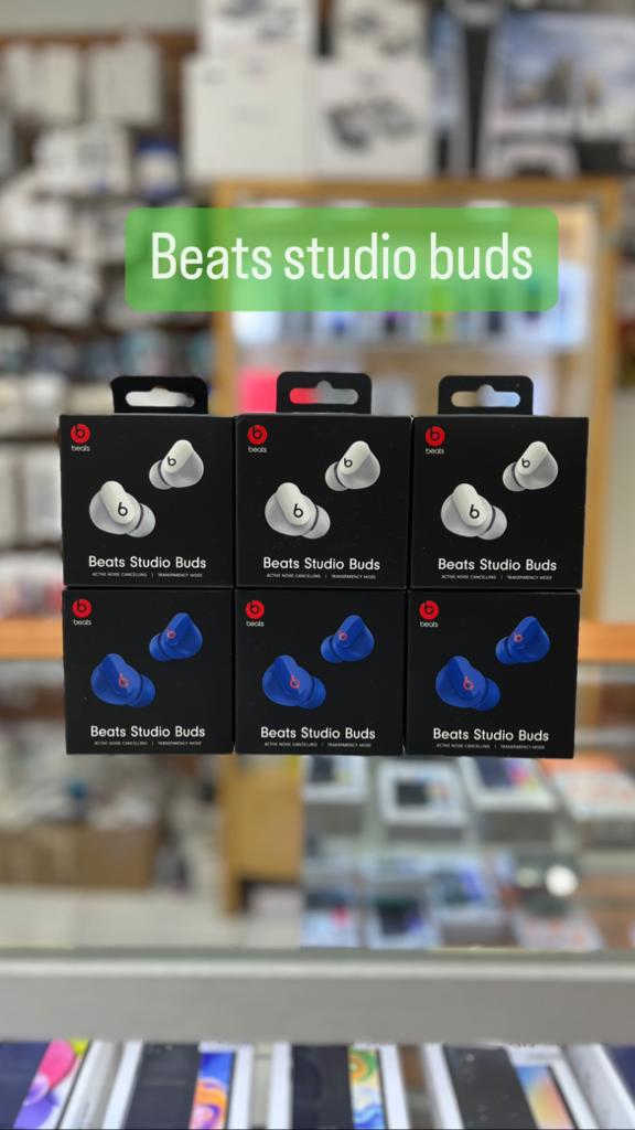 Beats Studio Buds – True Wireless Noise Cancelling Earbuds – Compatible  with Apple & Android, Built-in Microphone, IPX4 Rating, Sweat Resistant  Earphones, Class 1 Bluetooth Headphones - ecay