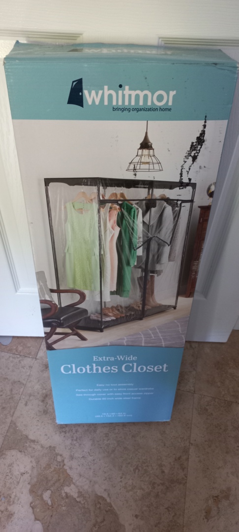 New clothing resale business helps 'Cleere' out closets 