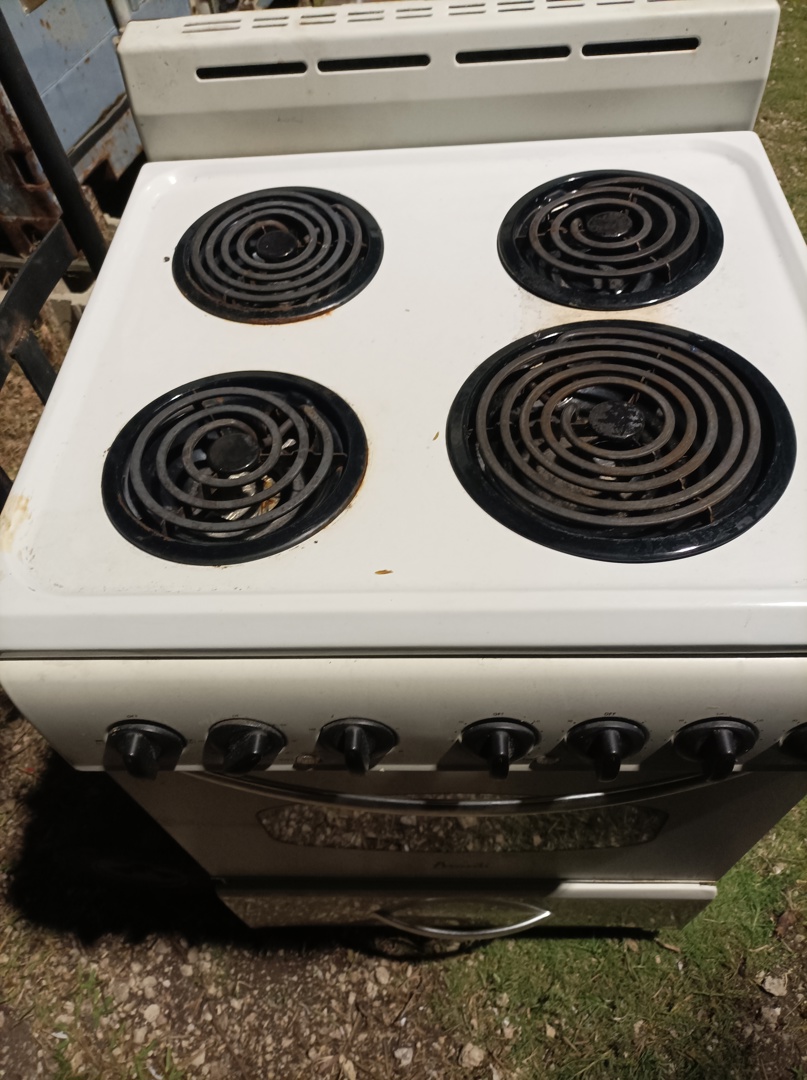 Apartment size store stove for sale