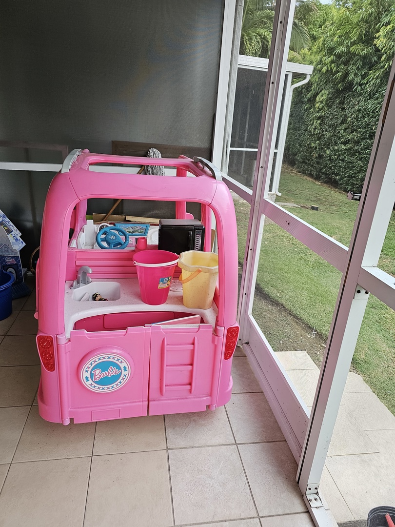 Electric barbie sales camper