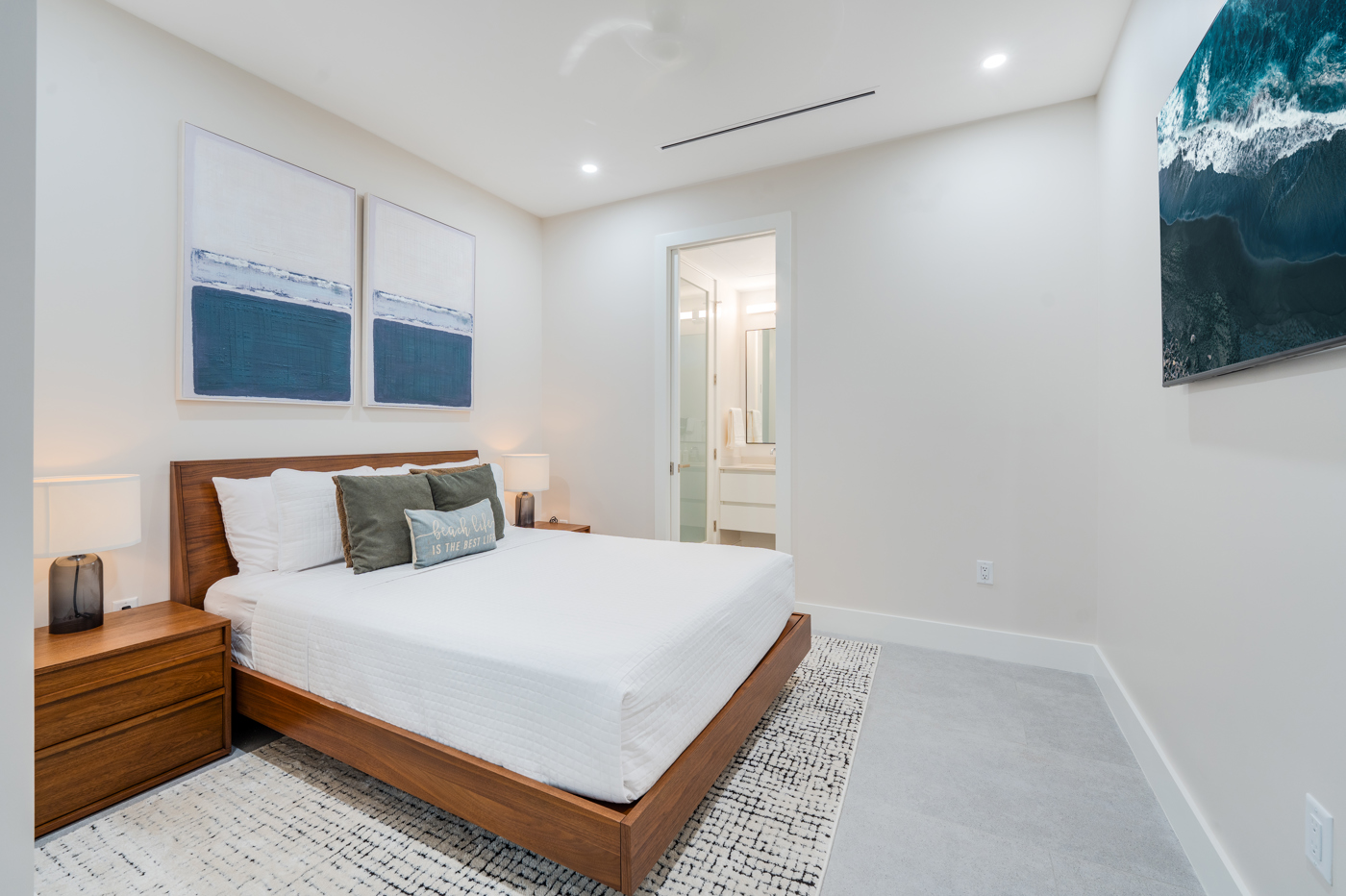 Ocean Front Penthouse New Luxury 3 bed 3 bath, (1&2 beds too)Rooftop ...