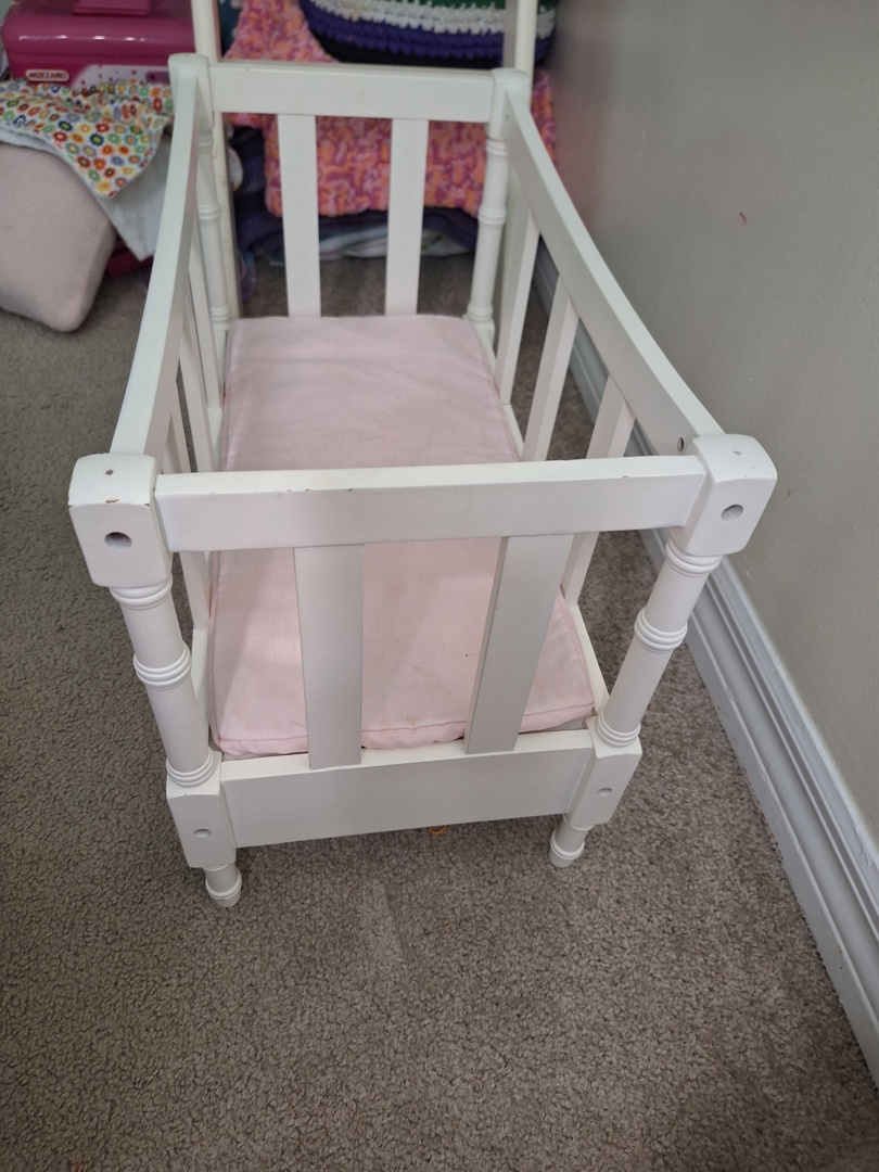 Pottery barn baby doll crib online