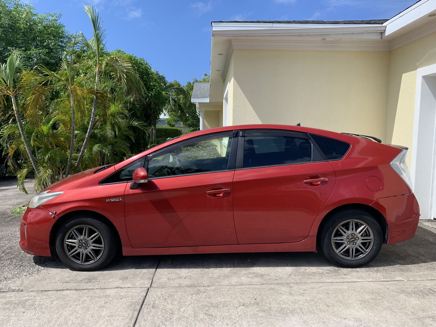 Toyota Prius Hybrid Ecay