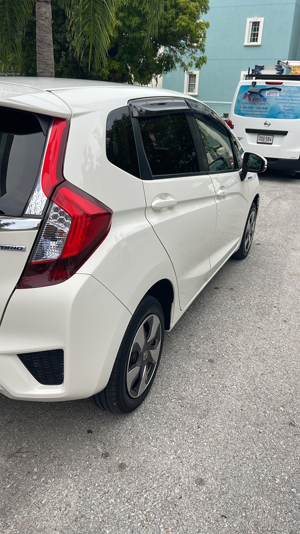 KAYSURE Rent-A-Car - ecay
