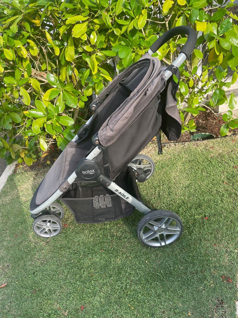 Used britax sales b agile stroller