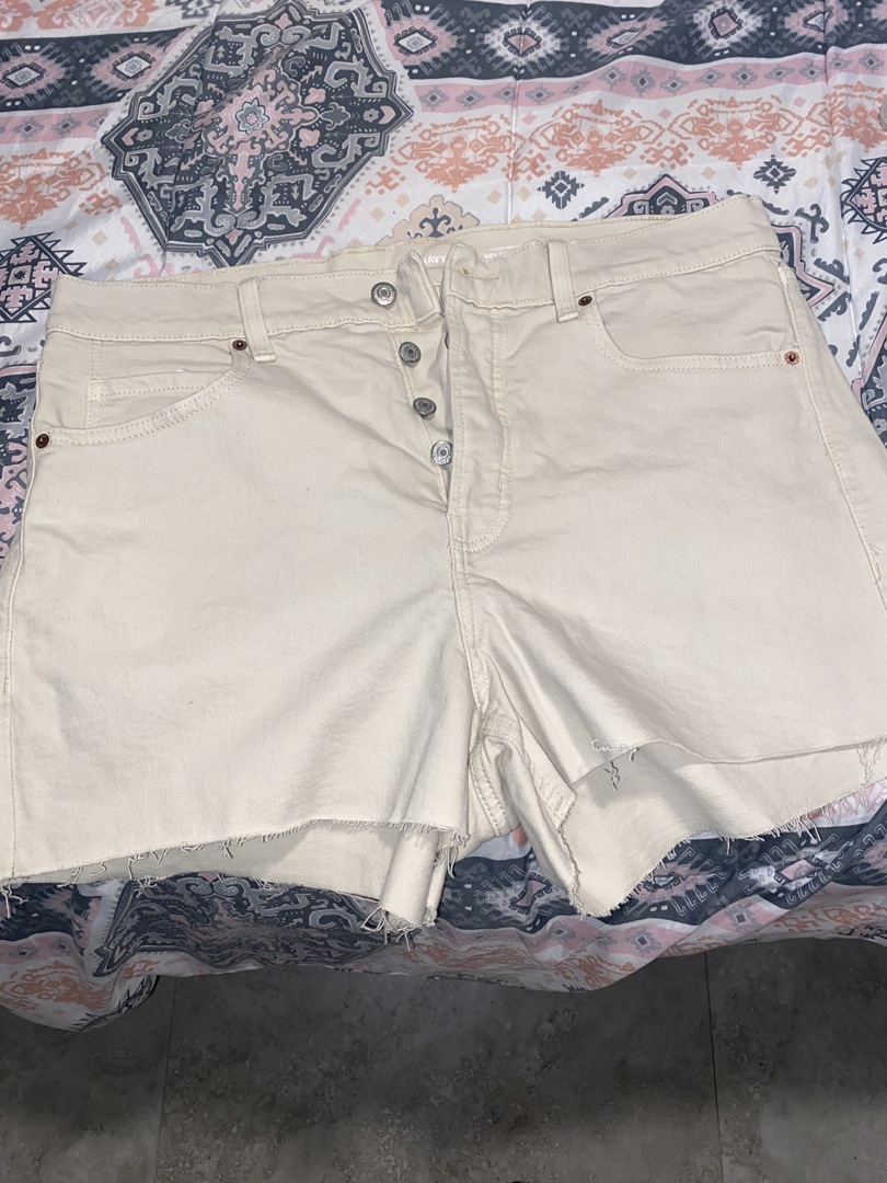 Gap womens shop shorts sale