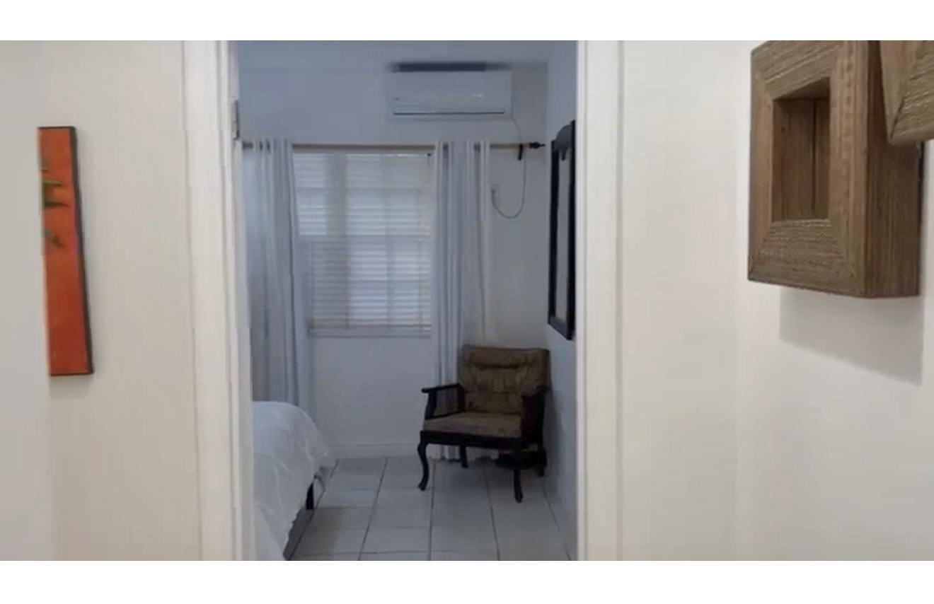 Cozy One Bed Apt- Long term rental - ecay