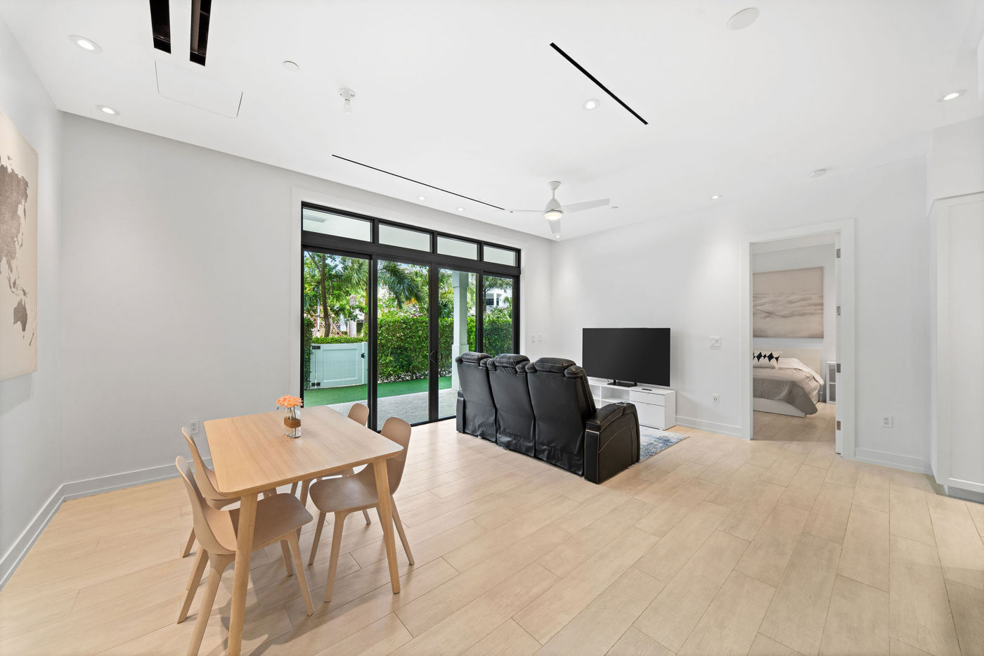 OLEA 412 - GROUND FLOOR TWO BEDROOM CONDO - ecay
