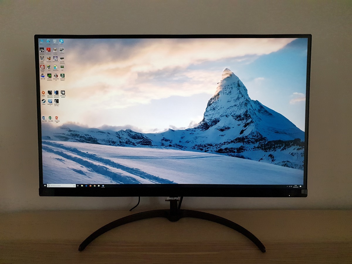 philips 4k ultra hd lcd monitor